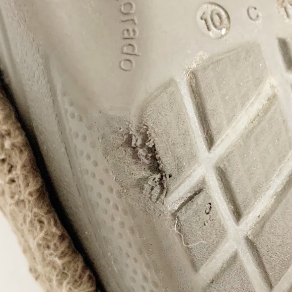 Dual Crocs Comfort™ Faux Fur Lined Adjustable Strap Croc Shoes Warm Brown 10-11 - Picture 8 of 13